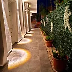 L & B Daire Ksamil